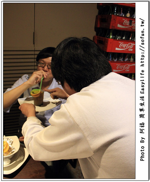 [食記] 台北東區。鍋大王麻辣番茄火鍋吃到飽餐廳@實驗室春酒聚餐
