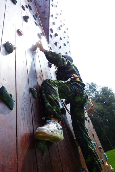 [遊記] 金門金湖鎮：柳營步兵軍事體驗園區＠挑戰攀岩與高空繩索