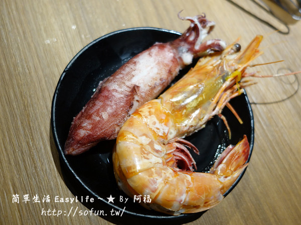 [台北松山美食] 小當家海鮮鍋物 (民生店)＠推薦料多味美海鮮食材