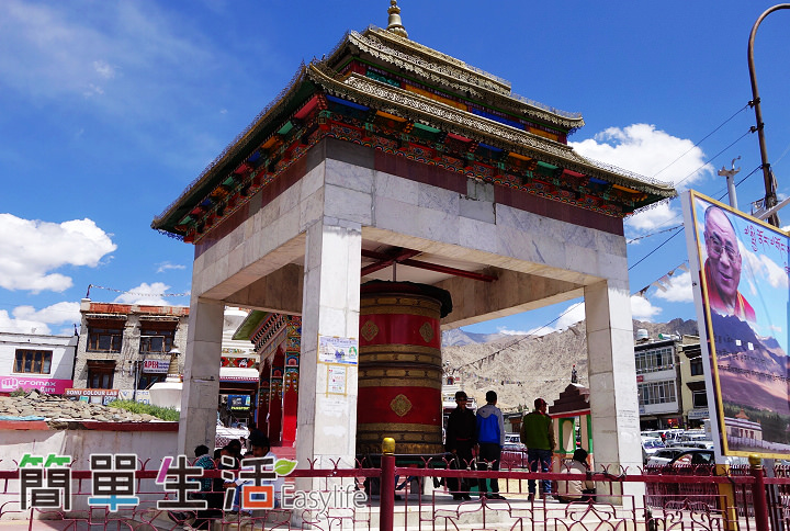 [北北印自助遊記] 列城 Leh 街景隨拍 & 小布達拉宮提克西寺 Thiksey Gompa & 景色很美 Shanti Stupa 香提佛塔